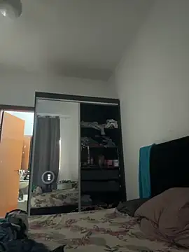 Snapshot of jheicylli chatting on October 17, 2025, 7:04 pm jheicylli online show from October 17, 2025, 7:04 pm