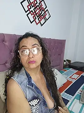 AlessandraLeroy online show from January 15, 2026, 1:20 am