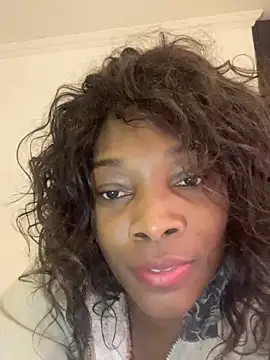 Nahomy gree online show from March 9, 2025, 9:57 pm