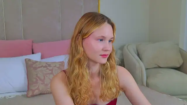 Snapshot of AmeliRoyse chatting on June 13, 2026, 7:12 pm AmeliRoyse online show from June 13, 2026, 7:12 pm