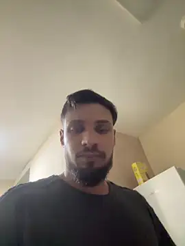 Pennys19CM online show from February 21, 2026, 4:36 am