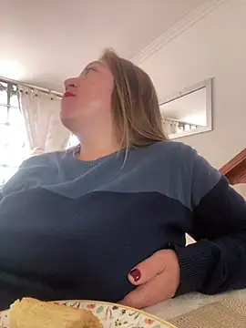 Luna-nevada online show from February 5, 2026, 4:36 pm