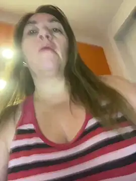 Luna-nevada online show from February 9, 2026, 4:32 am