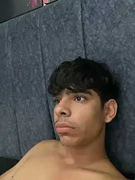 JesusA 94 online show from April 15, 2026, 9:48 pm