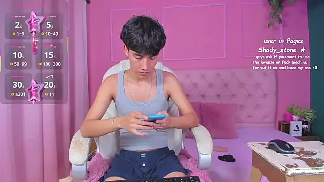 Snapshot of SHADY_STONE chatting on November 4, 2025, 10:02 pm SHADY STONE online show from November 4, 2025, 10:02 pm