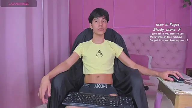 Snapshot of SHADY_STONE chatting on November 10, 2025, 10:37 pm SHADY STONE online show from November 10, 2025, 10:37 pm