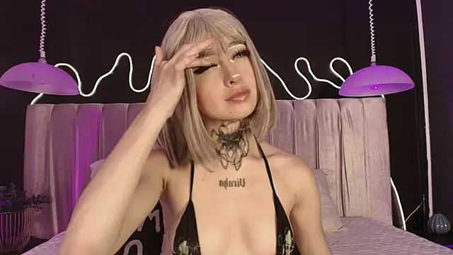 Zhally Dee online show from February 12, 2026, 7:46 pm