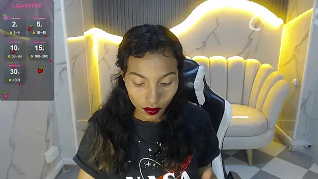 Snapshot of _wendy_b chatting on September 23, 2025, 8:16 pm wendy b online show from September 23, 2025, 8:16 pm