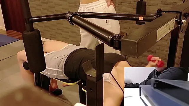 Snapshot of Stretch-man chatting on November 12, 2025, 8:07 am Stretch-man online show from November 12, 2025, 8:07 am