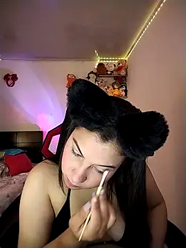 esmeralda jadees online show from March 21, 2026, 7:51 pm