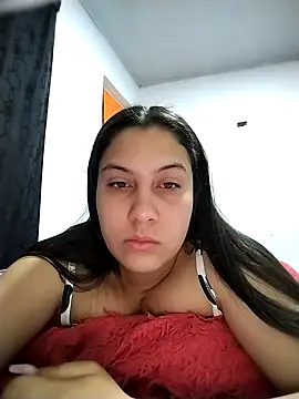 Snapshot of esmeralda_jadees chatting on December 14, 2025, 3:17 pm esmeralda jadees online show from December 14, 2025, 3:17 pm