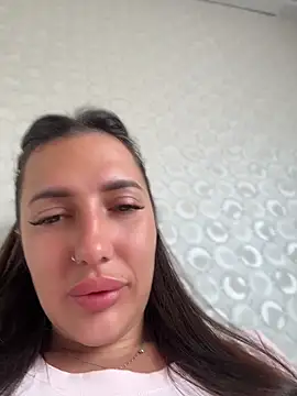 Snapshot of AleksandraRich chatting on June 20, 2026, 12:59 am AleksandraRich online show from June 20, 2026, 12:59 am