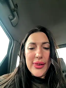 Snapshot of AleksandraRich chatting on September 29, 2025, 3:35 am AleksandraRich online show from September 29, 2025, 3:35 am