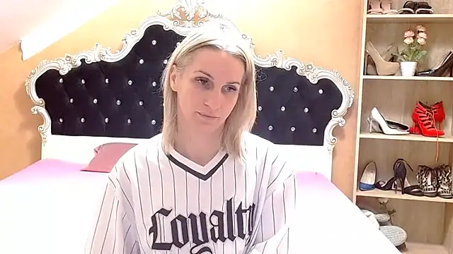 Snapshot of Diamond888 chatting on March 9, 2026, 7:01 am Diamond888 online show from March 9, 2026, 7:01 am