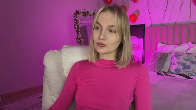  Vikky Moon  online show from March 12, 2026, 1:00 am