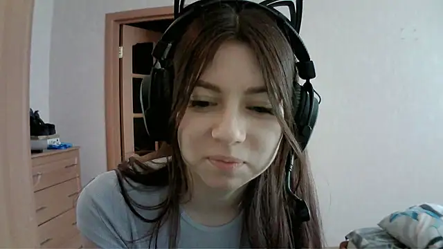 Snapshot of RendyDow chatting on March 11, 2025, 9:24 am RendyDow online show from March 11, 2025, 9:24 am