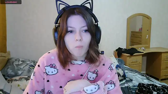 Snapshot of RendyDow chatting on October 4, 2025, 7:32 am RendyDow online show from October 4, 2025, 7:32 am