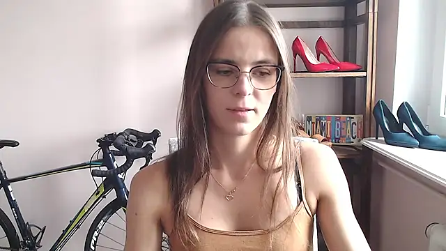 Snapshot of love_megi chatting on April 14, 2026, 1:38 pm love megi online show from April 14, 2026, 1:38 pm