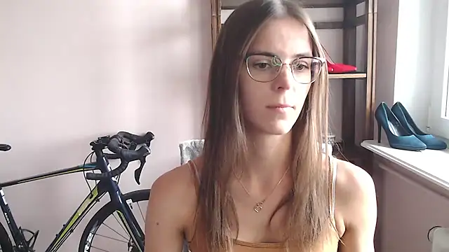 Snapshot of love_megi chatting on March 30, 2026, 1:34 pm love megi online show from March 30, 2026, 1:34 pm