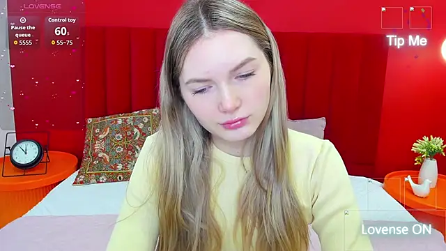 EvelineAmore online show from March 31, 2026, 1:29 am