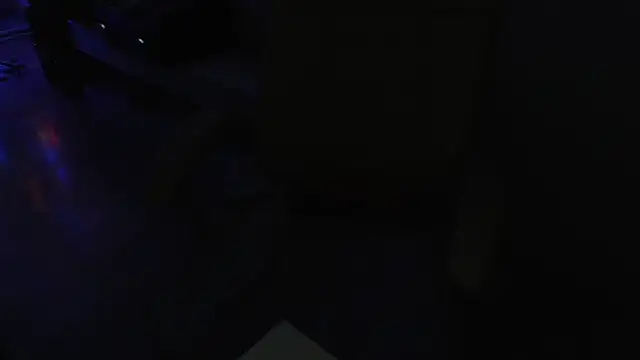 ElssaRush online show from December 15, 2025, 12:27 am