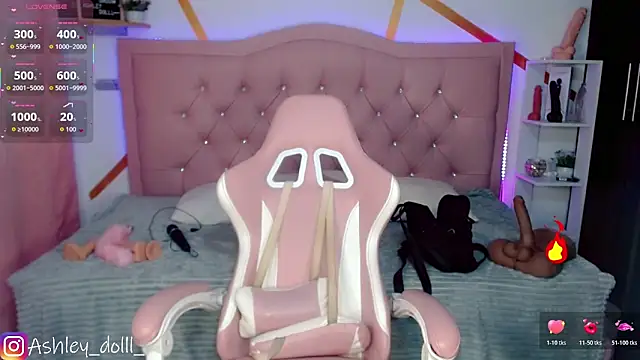 Snapshot of Ashley_dolll chatting on October 30, 2025, 11:12 pm Ashley dolll online show from October 30, 2025, 11:12 pm