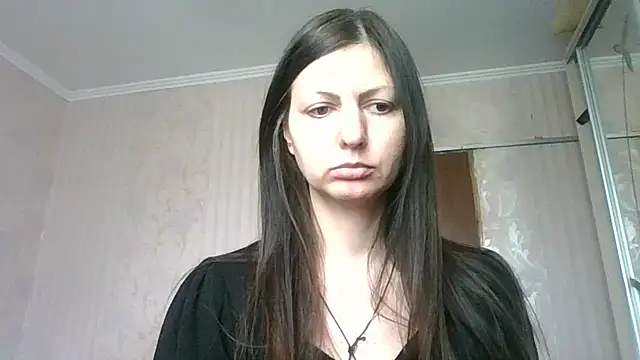 Snapshot of AliseWats chatting on March 10, 2025, 10:18 am AliseWats online show from March 10, 2025, 10:18 am