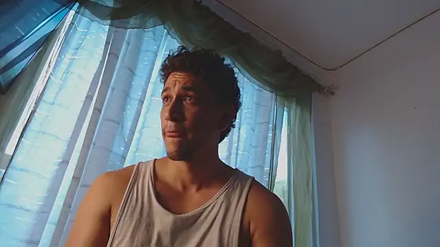 chicoinhibido online show from March 31, 2026, 9:06 pm