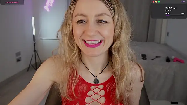 Snapshot of __Milana____ chatting on February 28, 2026, 10:42 pm Milana online show from February 28, 2026, 10:42 pm