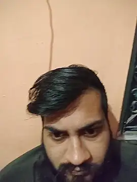 Snapshot of mpaale11 chatting on December 14, 2025, 12:33 pm mpaale11 online show from December 14, 2025, 12:33 pm