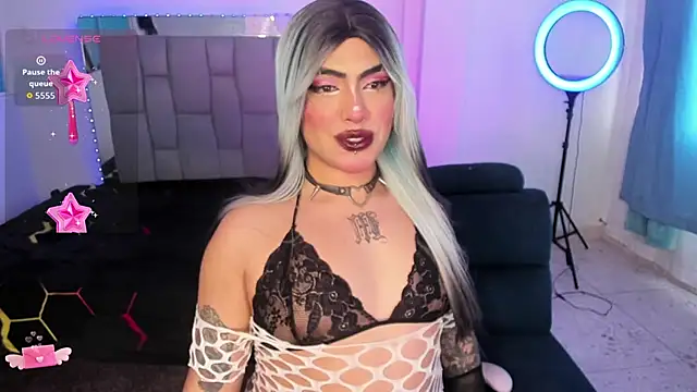 Snapshot of Sophie_whitexxx chatting on June 15, 2026, 7:46 pm Sophie whitexxx online show from June 15, 2026, 7:46 pm