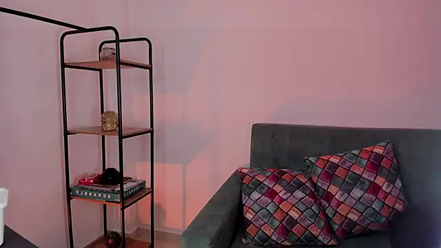 Snapshot of FireTheGun_ chatting on September 8, 2025, 9:14 pm FireTheGun online show from September 8, 2025, 9:14 pm