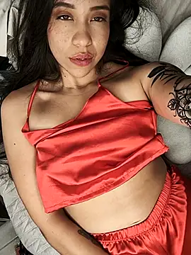 Snapshot of FireTheGun_ chatting on March 22, 2025, 7:15 am FireTheGun online show from March 22, 2025, 7:15 am