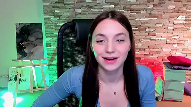 Snapshot of OlgaPetrova chatting on March 12, 2025, 4:13 pm OlgaPetrova online show from March 12, 2025, 4:13 pm