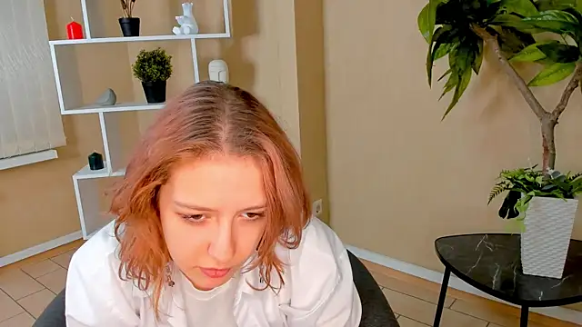 EsmeDecoursey online show from March 8, 2025, 8:14 pm