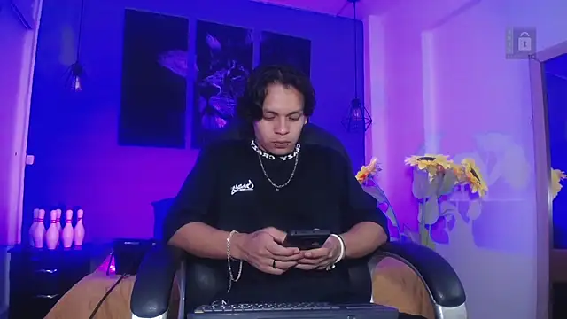 Draco collins online show from November 14, 2025, 8:01 pm