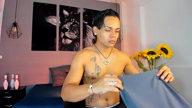 Draco collins online show from December 4, 2025, 8:08 pm