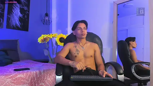 Draco collins online show from November 19, 2025, 7:36 pm