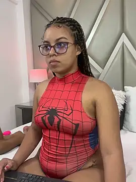 Snapshot of AlesiaCooper chatting on October 17, 2025, 8:21 pm AlesiaCooper online show from October 17, 2025, 8:21 pm