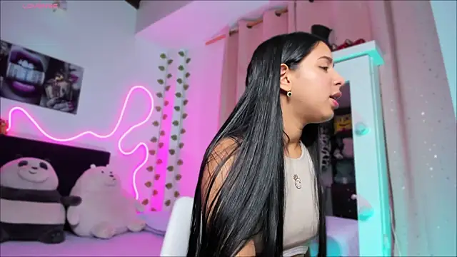 Snapshot of Vickysth chatting on October 14, 2025, 10:31 pm Vickysth online show from October 14, 2025, 10:31 pm