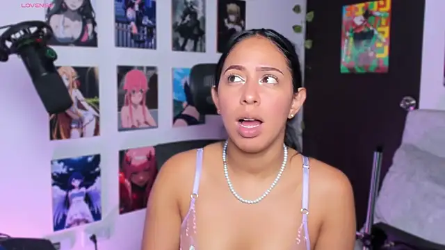 Snapshot of Vickysth chatting on September 27, 2025, 1:01 am Vickysth online show from September 27, 2025, 1:01 am