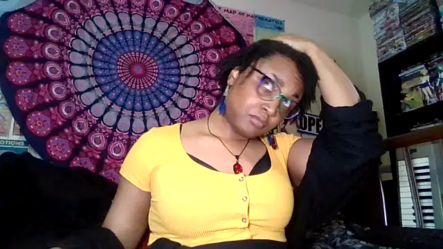 Snapshot of GardeniaFields chatting on May 13, 2026, 3:57 am GardeniaFields online show from May 13, 2026, 3:57 am