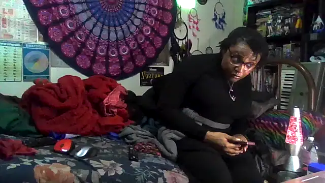 GardeniaFields online show from January 6, 2026, 12:14 am