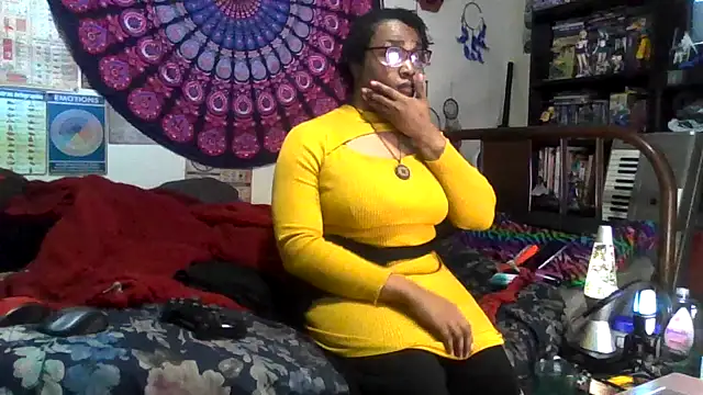 GardeniaFields online show from November 22, 2025, 5:50 am