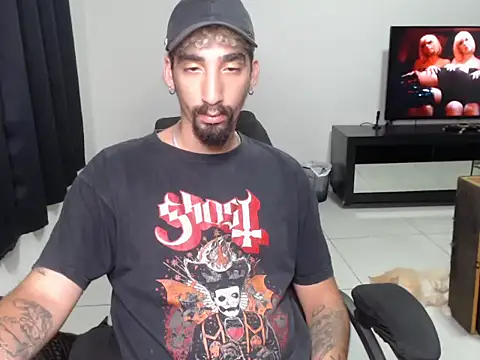 Snapshot of MrPickles696 chatting on March 22, 2025, 4:24 am MrPickles696 online show from March 22, 2025, 4:24 am