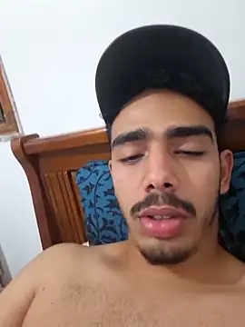 Snapshot of MATANAN31 chatting on November 15, 2025, 6:34 pm MATANAN31 online show from November 15, 2025, 6:34 pm