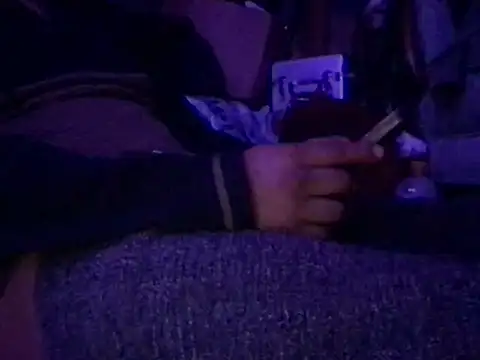 Snapshot of flores6cachondo9 chatting on January 12, 2026, 2:13 pm flores6cachondo9 online show from January 12, 2026, 2:13 pm