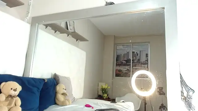 Snapshot of willow_smitt chatting on November 11, 2025, 12:22 pm willow smitt online show from November 11, 2025, 12:22 pm