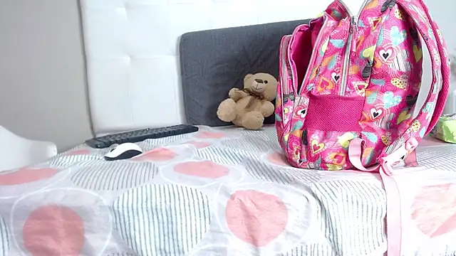 Snapshot of willow_smitt chatting on October 5, 2025, 11:39 pm willow smitt online show from October 5, 2025, 11:39 pm