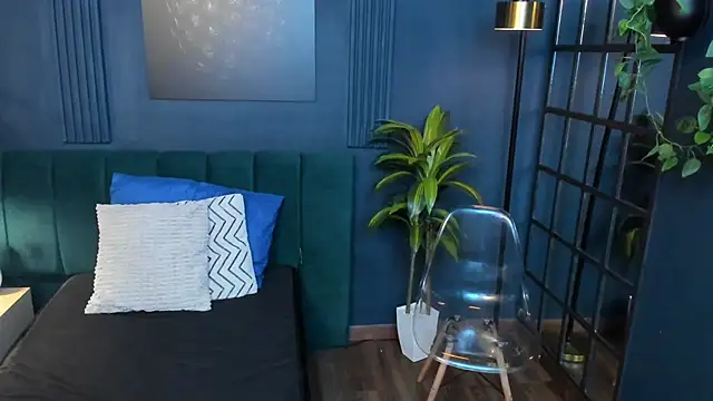 Snapshot of roxy_hell chatting on February 12, 2026, 2:50 pm roxy hell online show from February 12, 2026, 2:50 pm